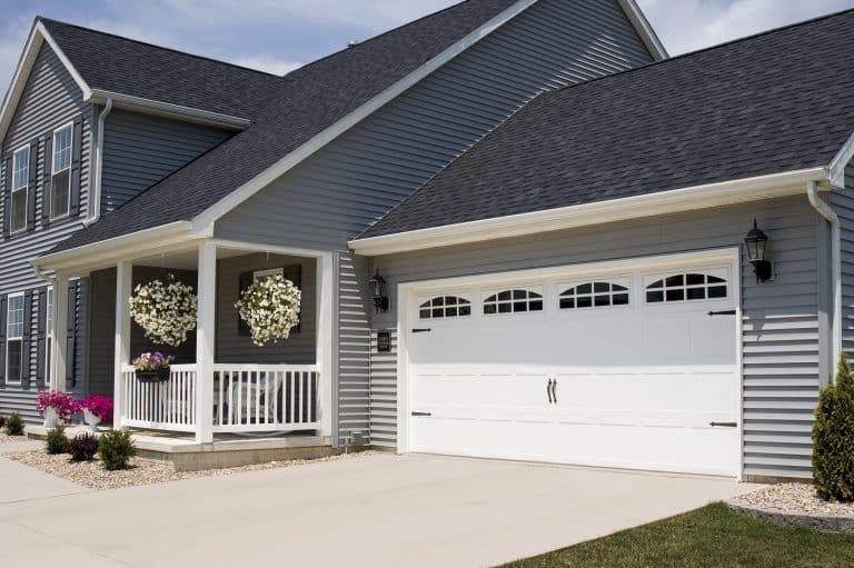 common garage door sizes